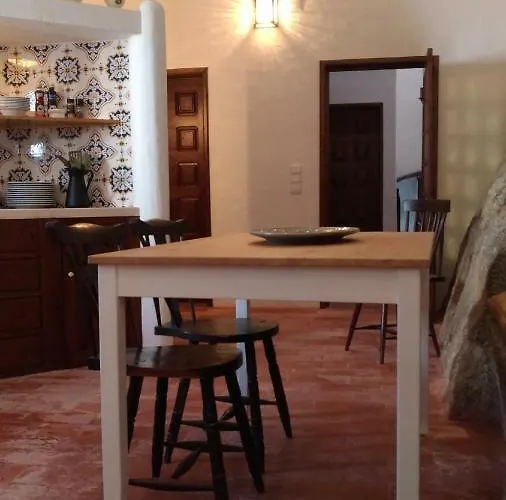 Casa Da Talhada - Stone House Óbidos